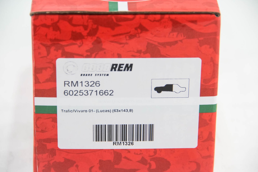 RM1326_3