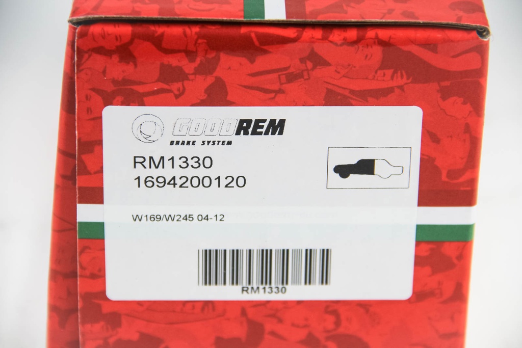RM1330_3