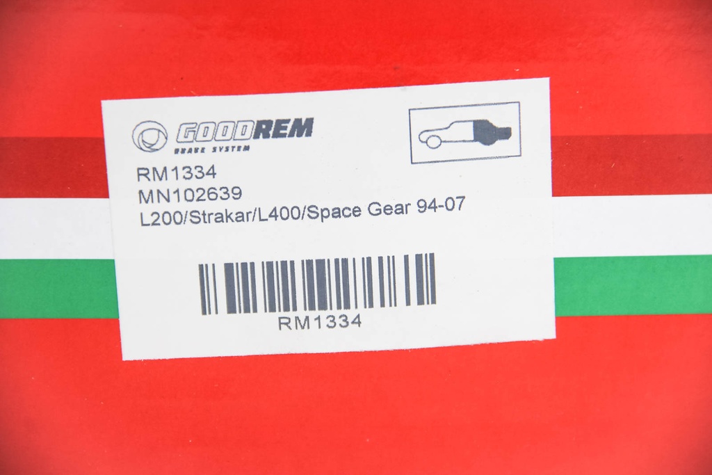 RM1334_3