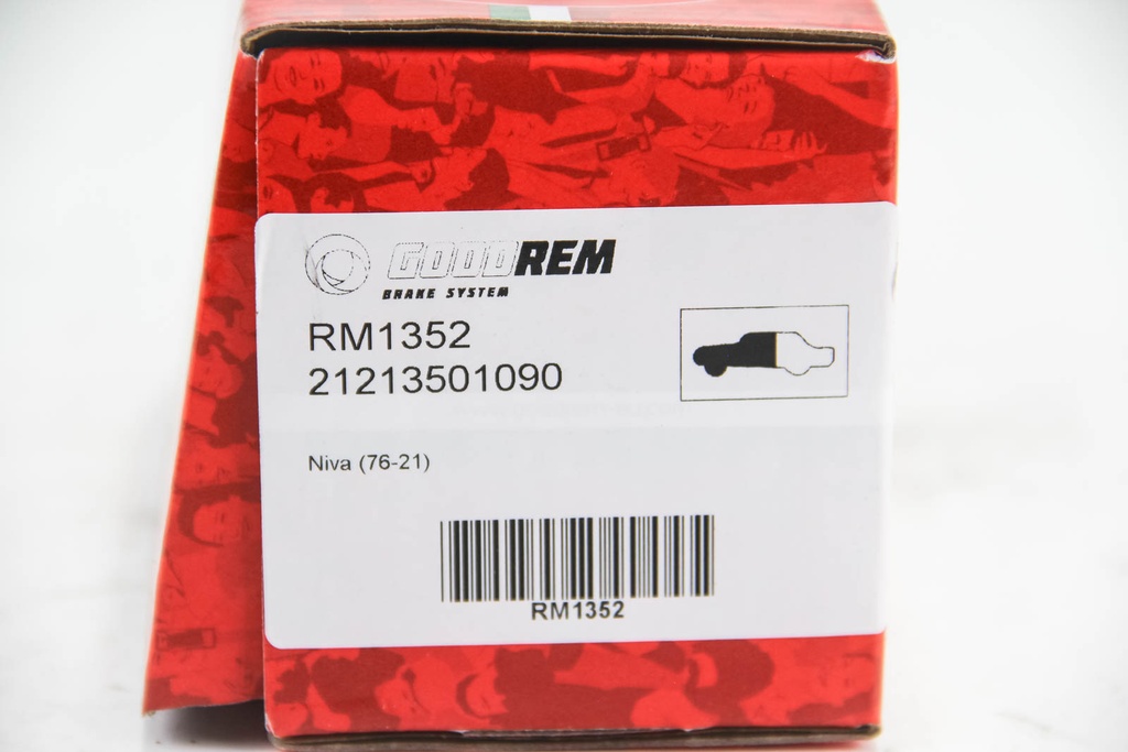 RM1352_3