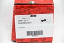 RM1353_3
