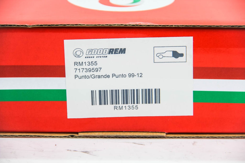 RM1355_3