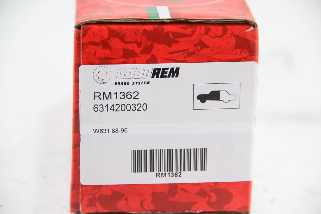 RM1362_3
