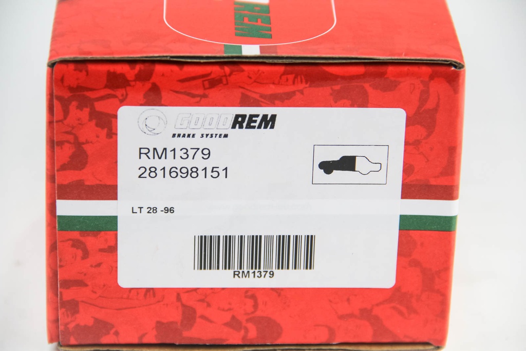 RM1379_3