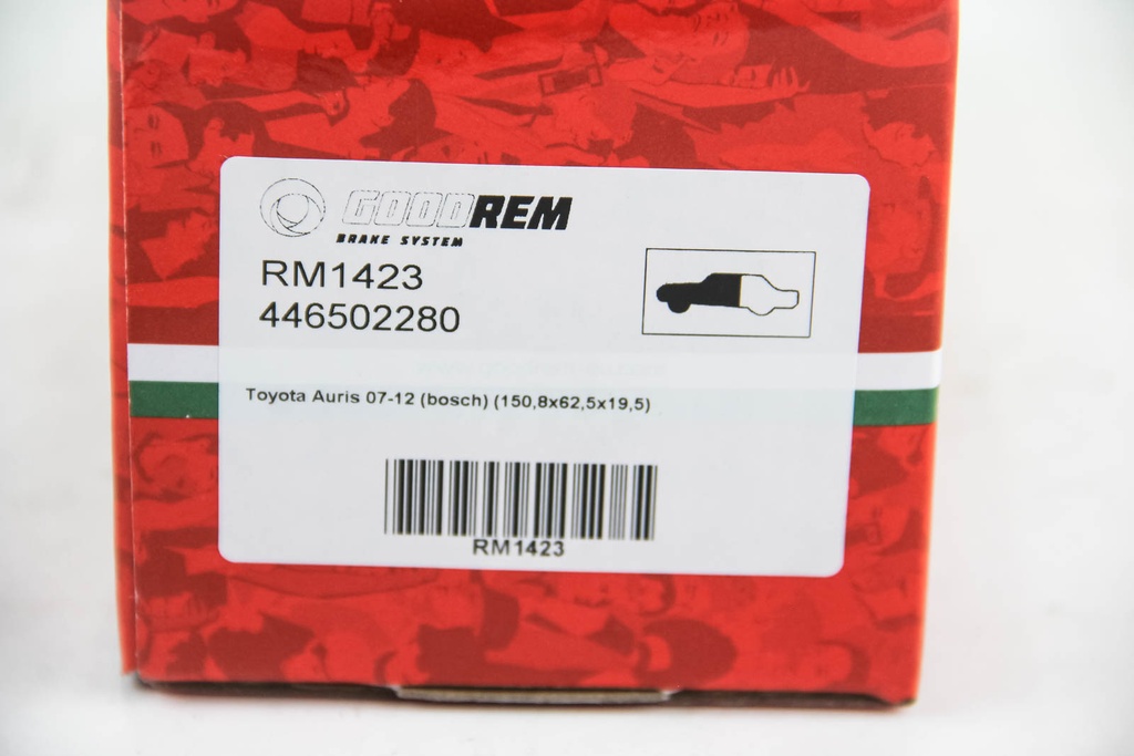 RM1423_3