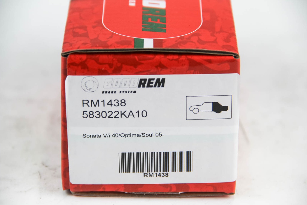 RM1438_3