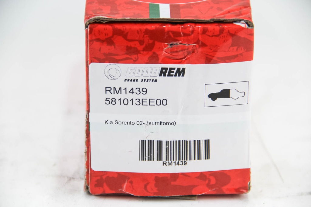 RM1439_3