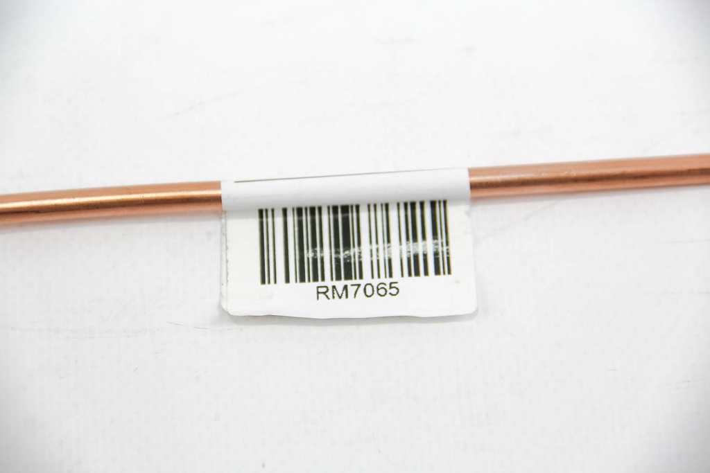RM7065_3