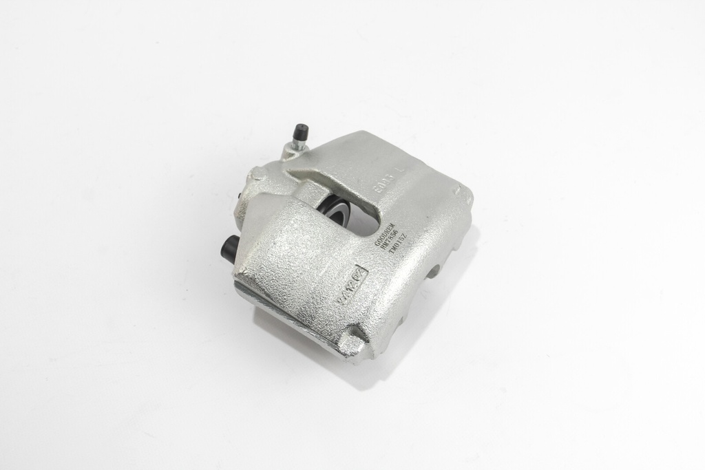RM7856_4