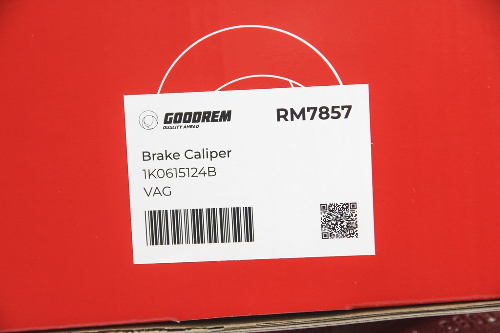 RM7857_4