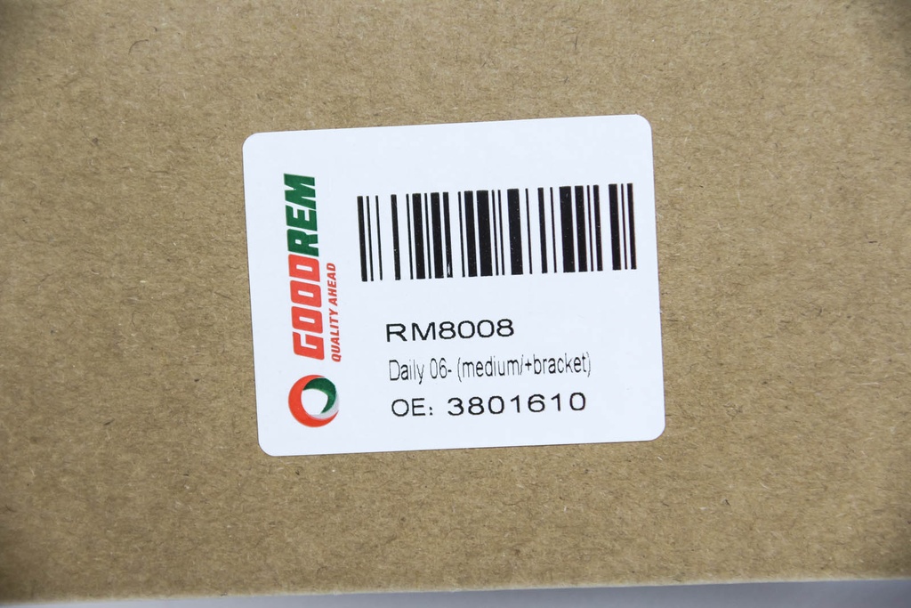 RM8008_4