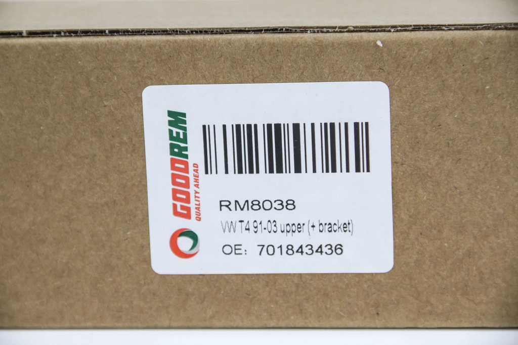 RM8038_4