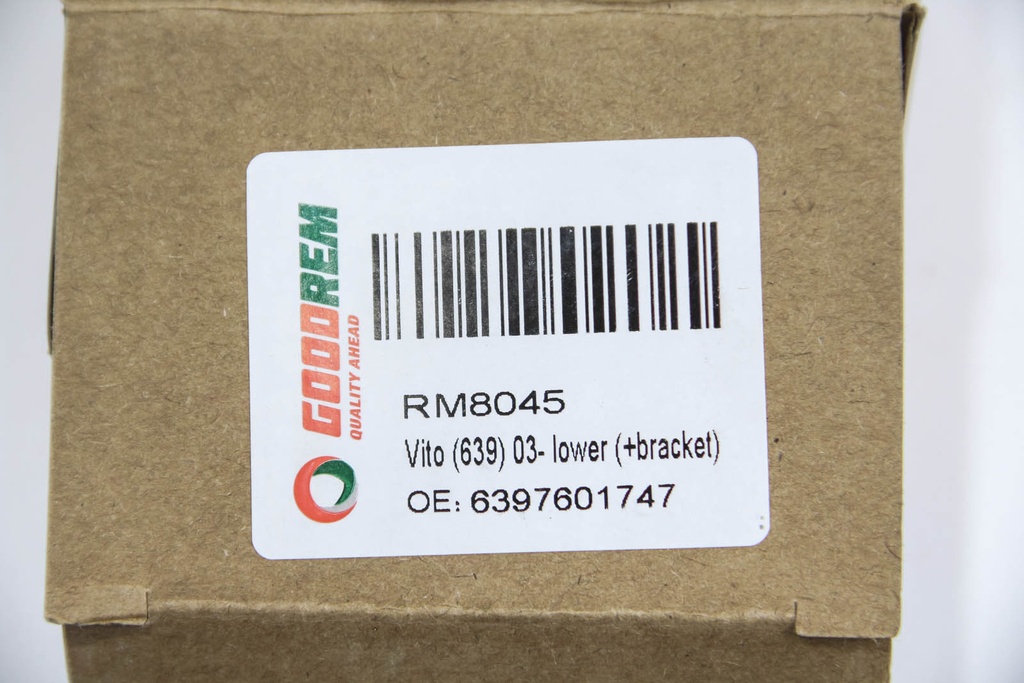 RM8045_4