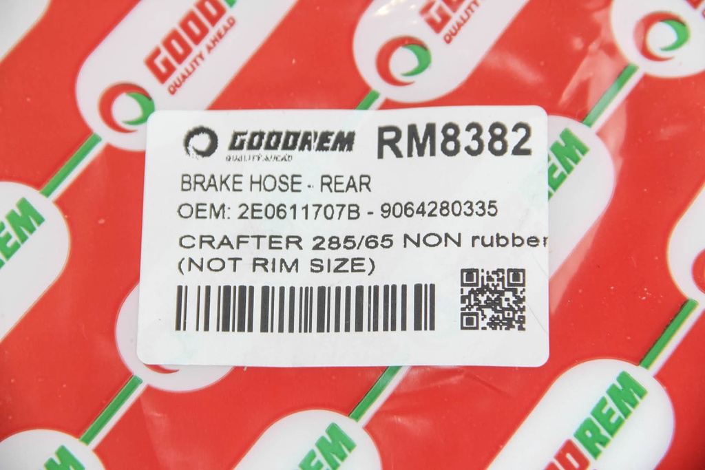 RM8382_4