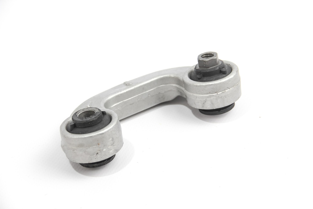 RS0495_3