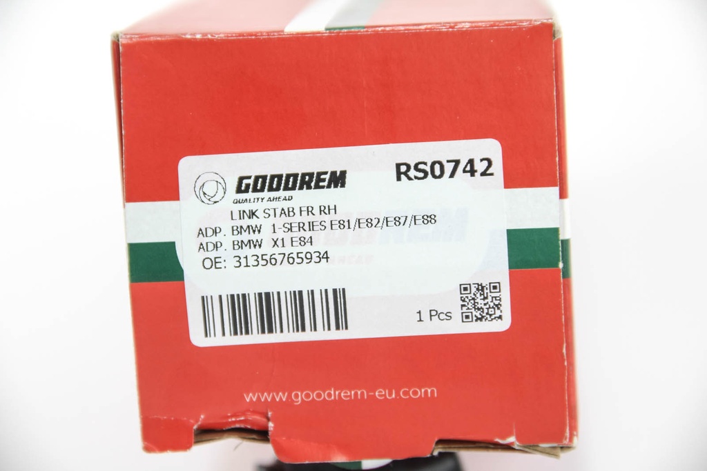 RS0742_4
