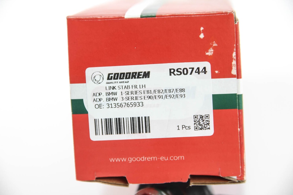 RS0744_4