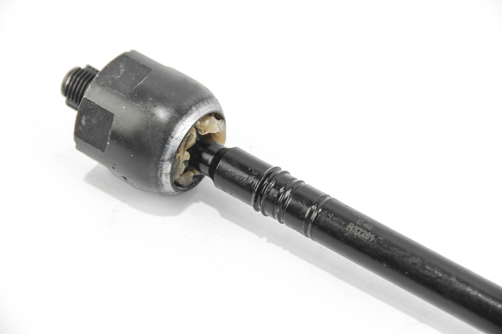 RS2261_3