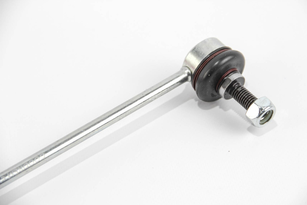 RS7040_3