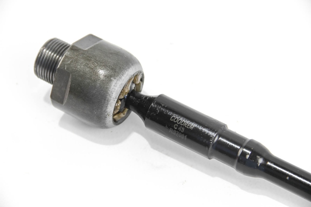 RS7061_3