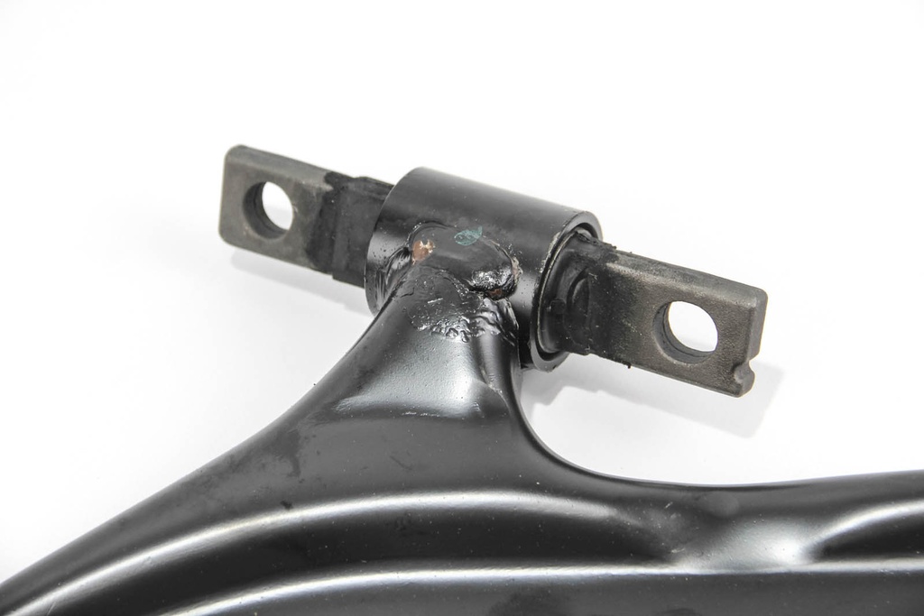 RS7068_4