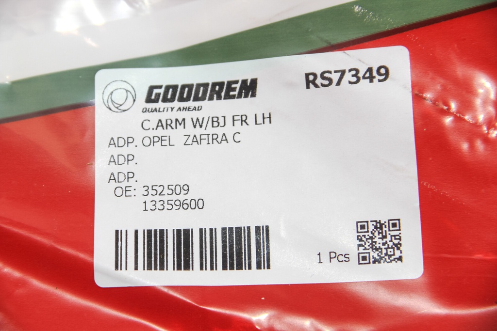 RS7349_5