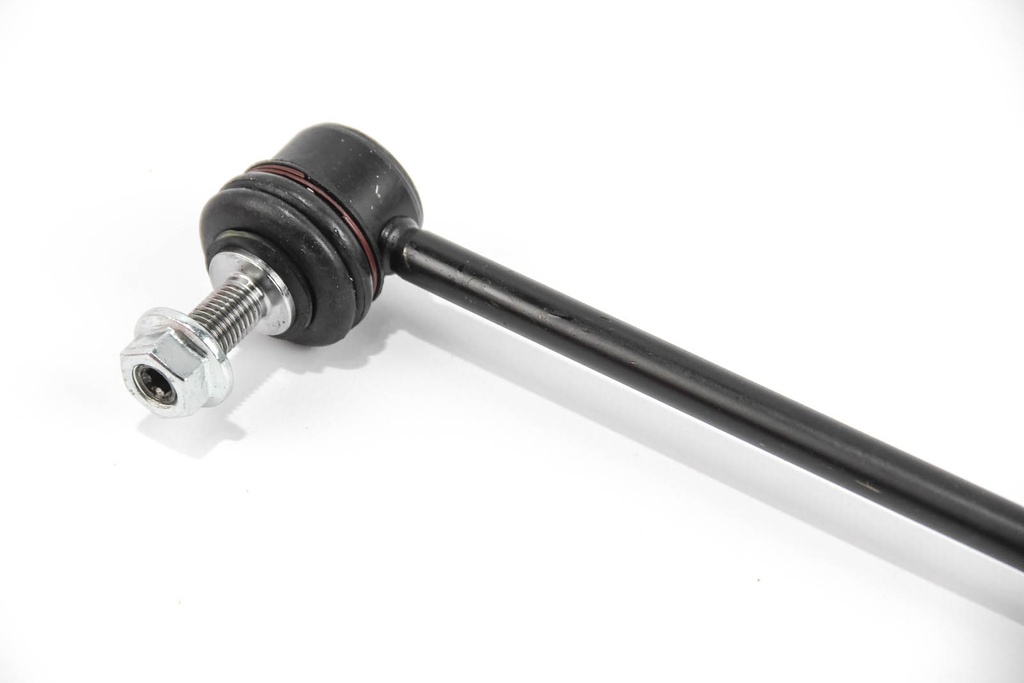 RS7702_4