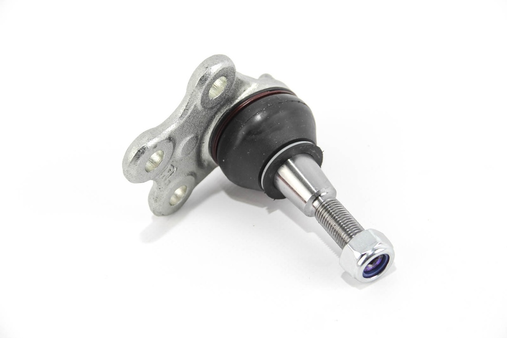 RS7753_3