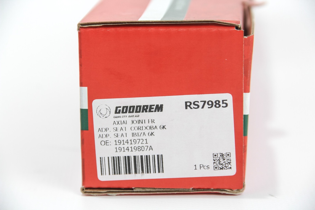 RS7985_4