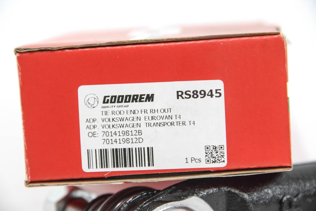 RS8945_4
