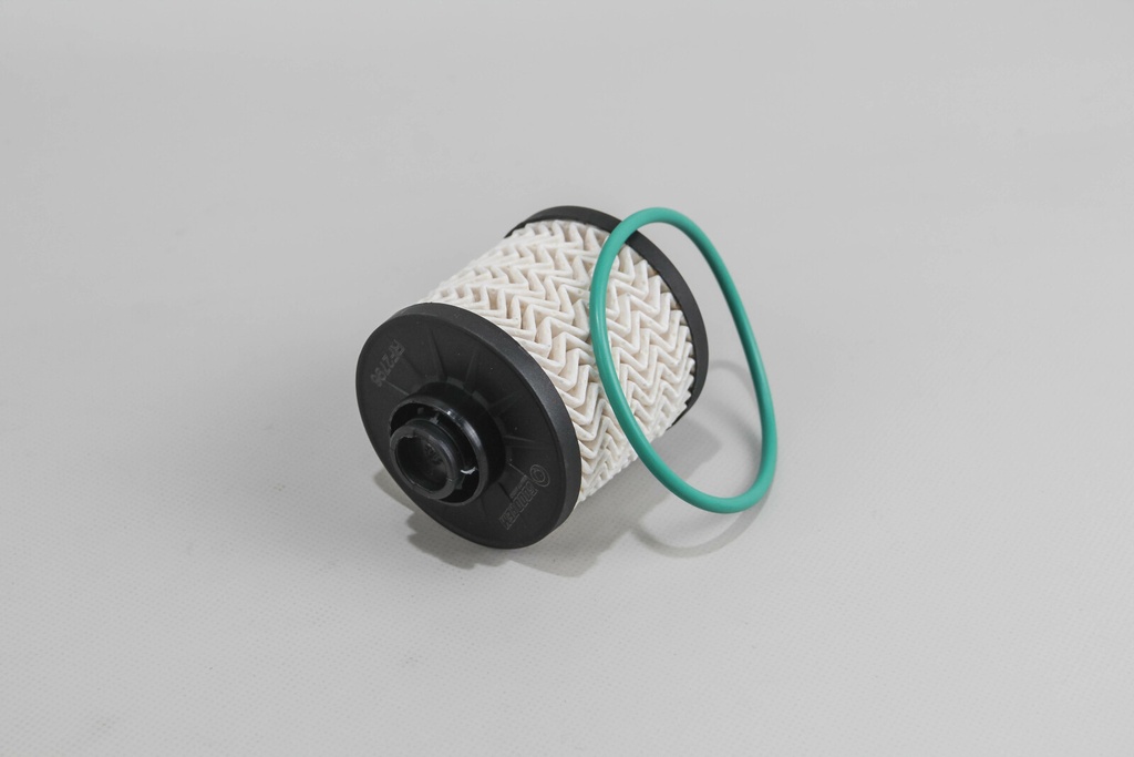 RF2796_3