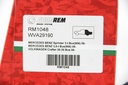 RM1048_4