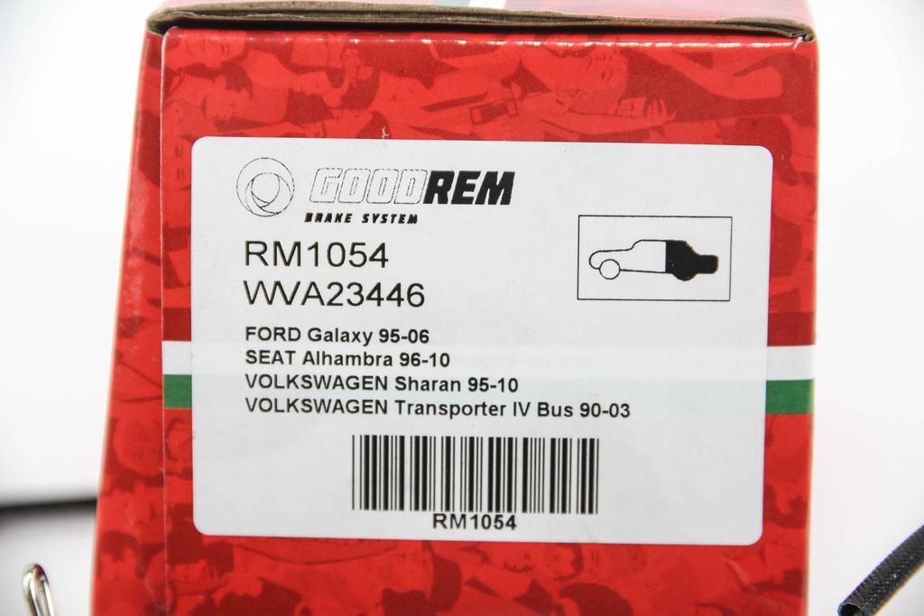 RM1054_5