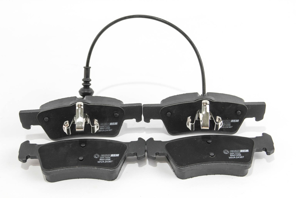 RM1056_2