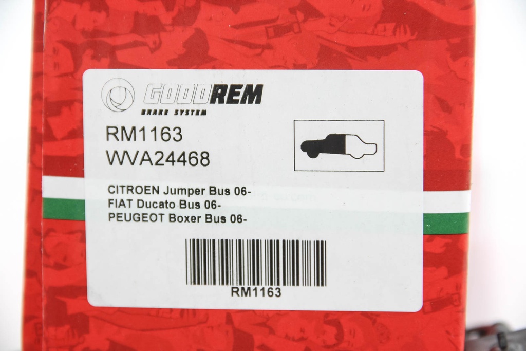 RM1163_5