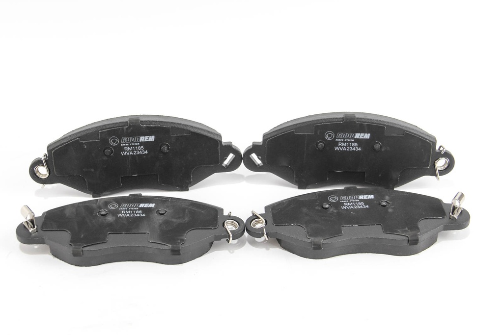 RM1185_2