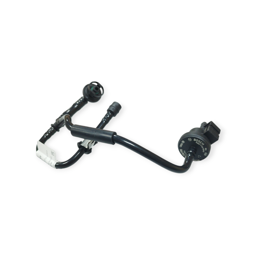 Клапан вентиляции картерных газов c трубками Audi A3 1.8 tsi cdaa