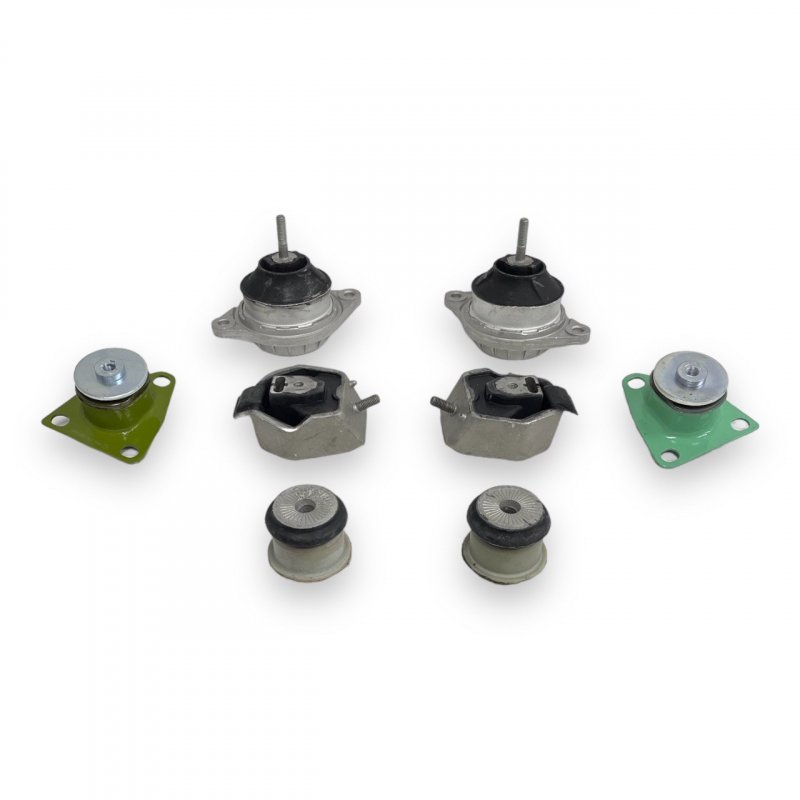 Комплект подушек двигателя Audi-100 2.0 - 2.0 16V 90-94г , А-6 1.8-2.0 94-97