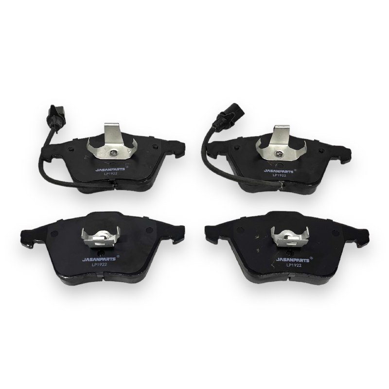 Тормозные колодки передние Audi A4, A6 Skoda SuperB Volkswagen Passat 1996--