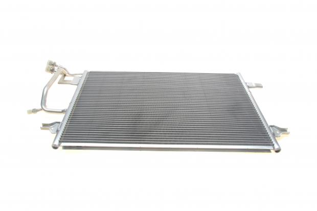 Конденсор кондиціонера A4 / PASSAT5 MT/AT 97-01 (Van Wezel)