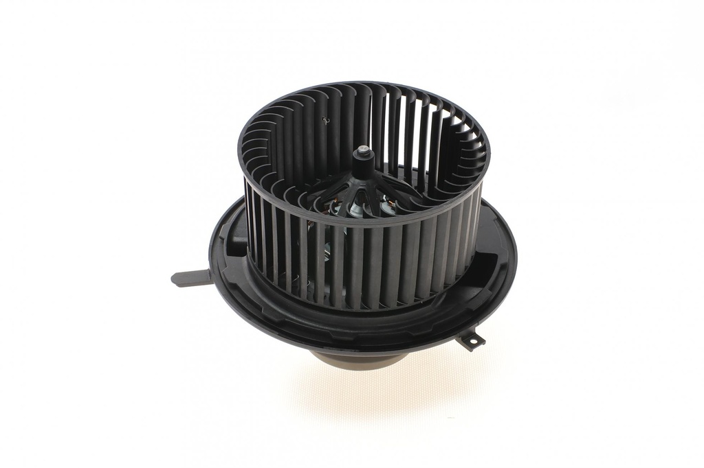 Моторчик печки BMW 1 (E82/E87/E88)/3 (E90/E91/E92/E93)/X1 (E84)/X3 (F25)/X4 (F26) 1.6-4.4 04-18