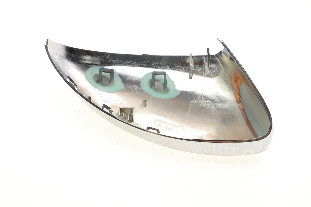 Крышка зеркала (L) VW Sharan 10-/Tiguan 07-/Skoda Yeti 09-/Seat Alhambra 10- (хром)