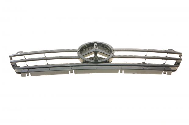 Решітка радіатора MB Sprinter CDI 03- (без посмішки) (9018800385)