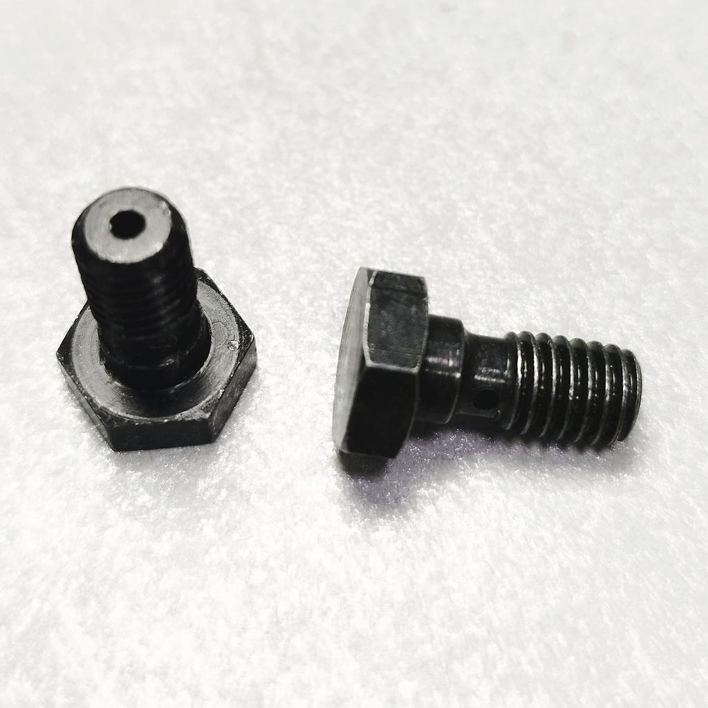 Болт крепления обратки