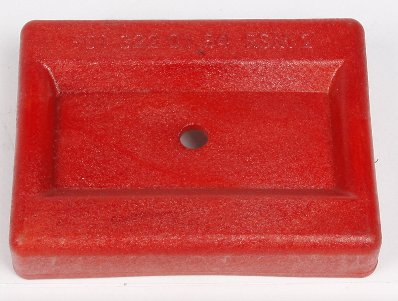 Подкладка передней рессоры правая SPRINTER