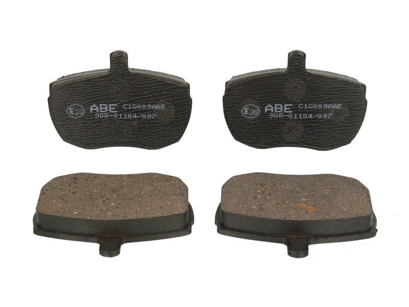 Комплект гальмівних колодок передн , DAF 400, 400-SERIE  IVECO DAILY I  ALFA ROMEO AR 8  FORD TRANSIT  LAMBORGHINI LM-002  LAND ROVER 110/127, 90 I, DEFENDER, RANGE ROVER I 1.6-5.2 07.70-02.16