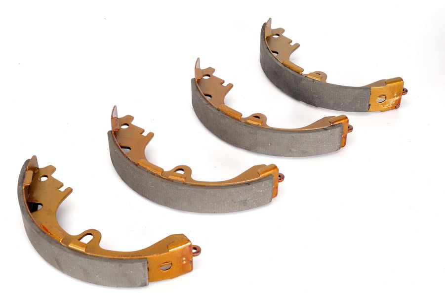 Тормозные колодки задние TOYOTA COROLLA (E8,E9,E10,E11)  1.3 - 2.0D  83-97