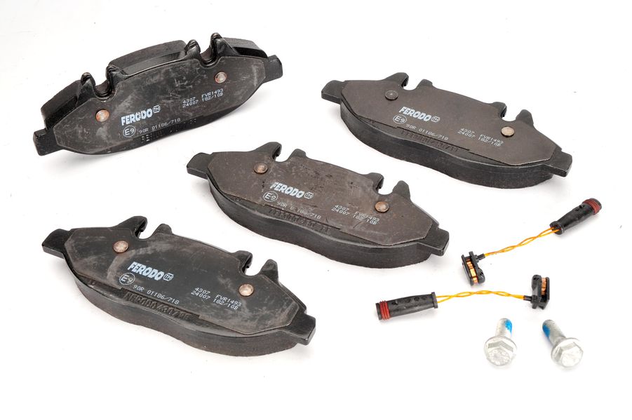 Комплект гальмівних колодок передн , MERCEDES VIANO (W639), VITO / MIXTO (W639), VITO (W639) 09.03-