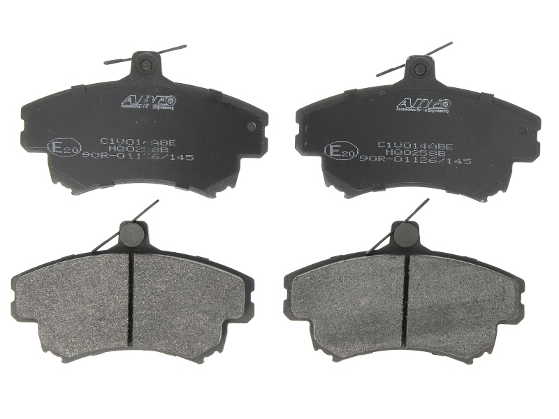 Комплект тормозных колодок передн , VOLVO S40 I, V40  MITSUBISHI CARISMA, COLT CZC VI, COLT VI 1.3-2.0D 05.95-06.12