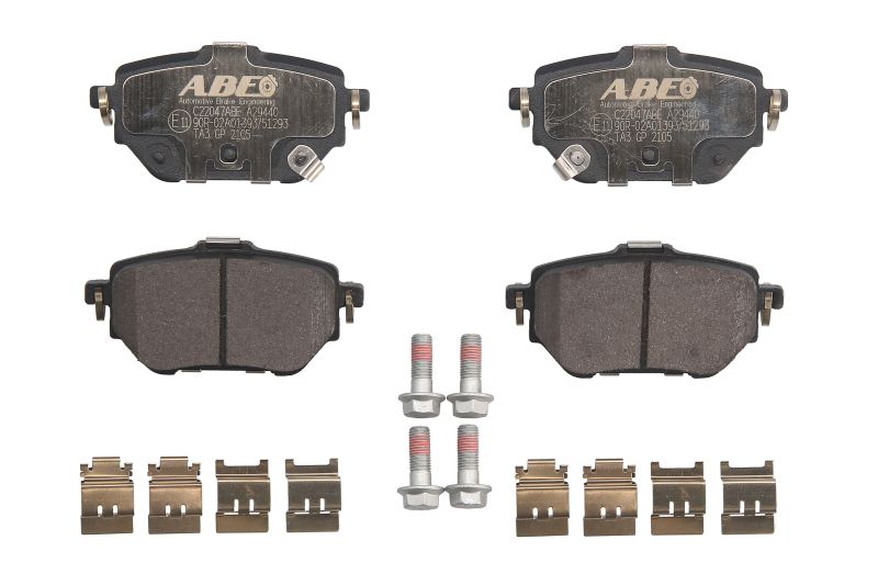 Комплект тормозных колодок задн , TOYOTA COROLLA, YARIS CROSS 1.5/1.5H/1.6 01.19-